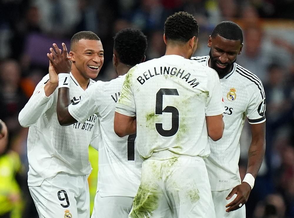 助球队在新 助球队在新