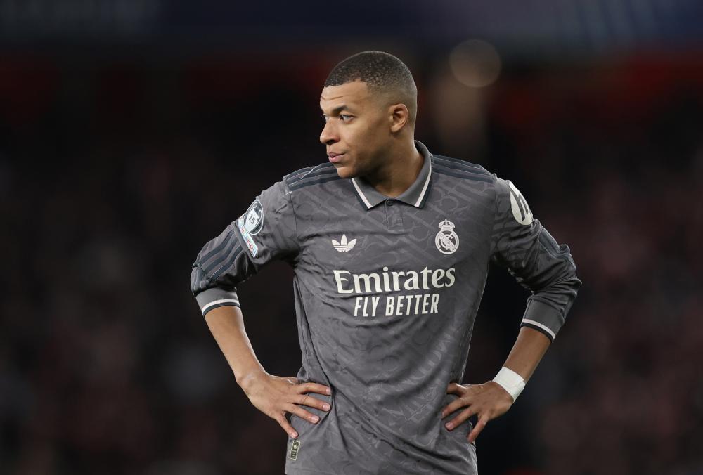 显得不够稳 显得不够稳